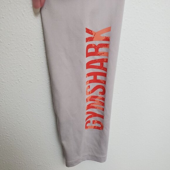 Gymshark Training High Rise Graphic Leggings, pebble gray and heat red - Picture 3 of 9